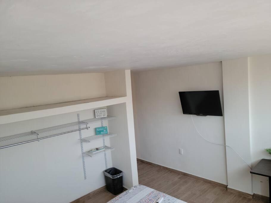 Departamento Privado7, 2 Camas Matri, Parking, Cocina Equipada, Wifi 65 Mb, 2 Climas,Centrico,Tv Smart Apartment Ciudad Valles Exterior photo